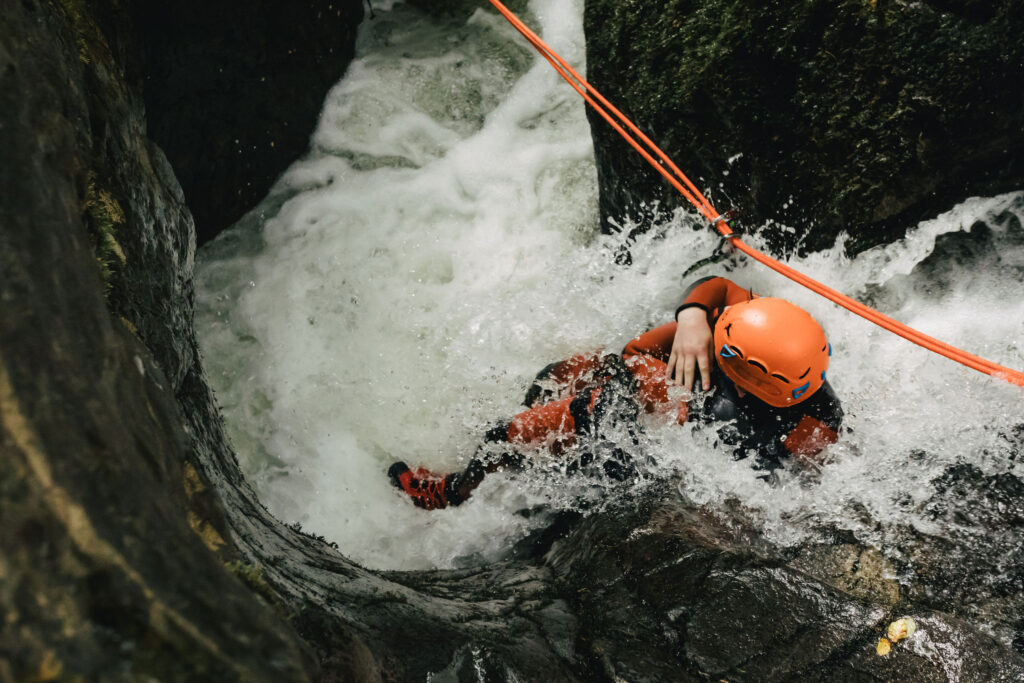 Private canyoning image